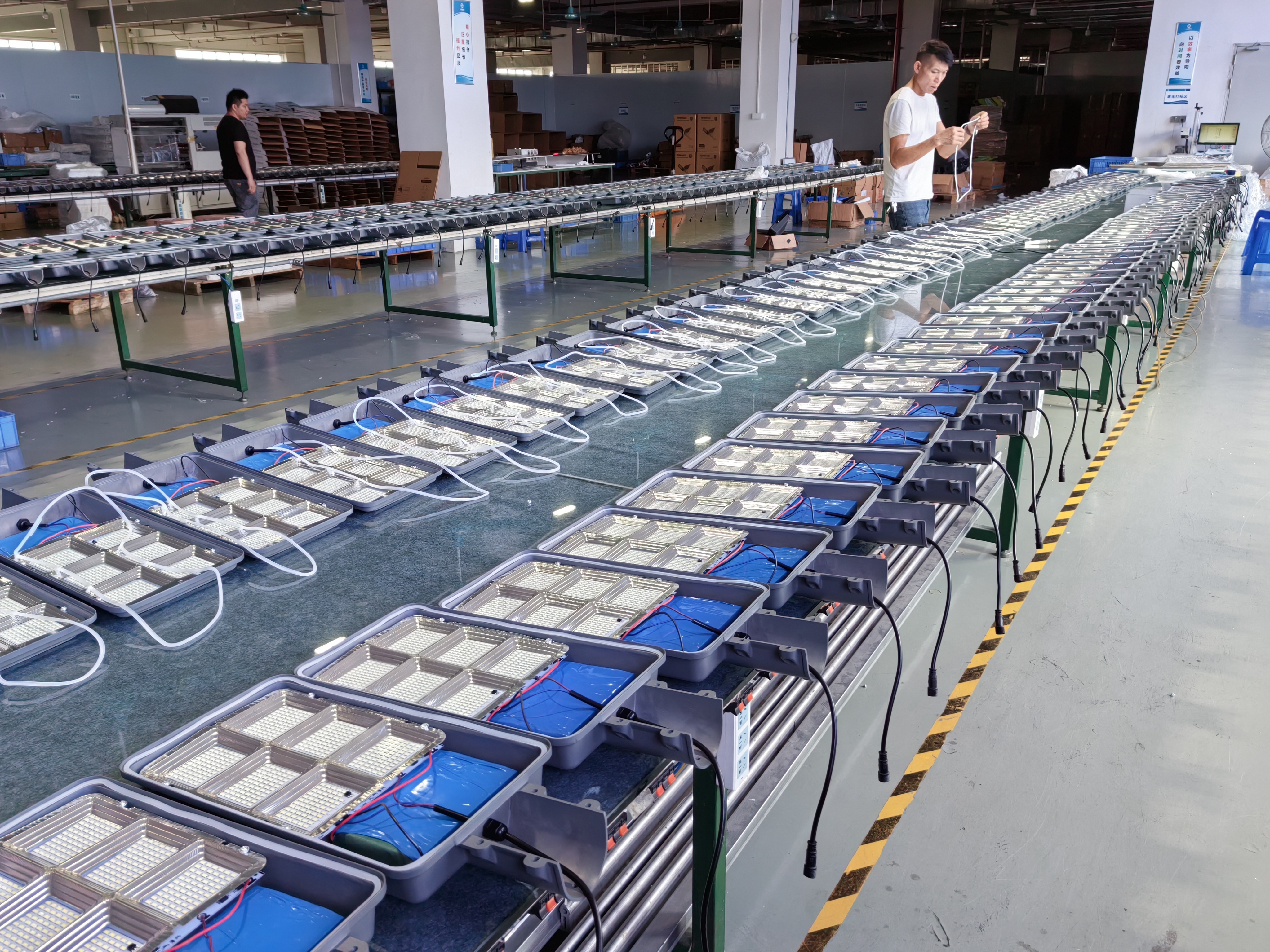 太陽能路燈-榮耀(圖7) 太陽能路燈-榮耀(圖7)